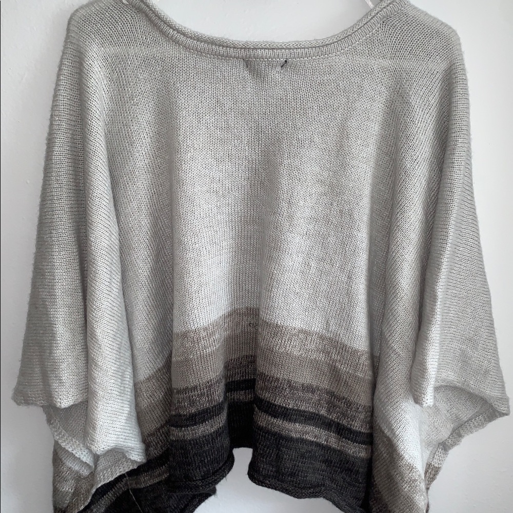 Winter Poncho - Picture 2 of 2
